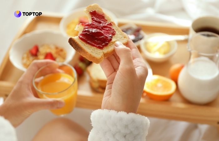 Có thể trích ra một khoản nhỏ từ tiền ăn sáng để tiết kiệm