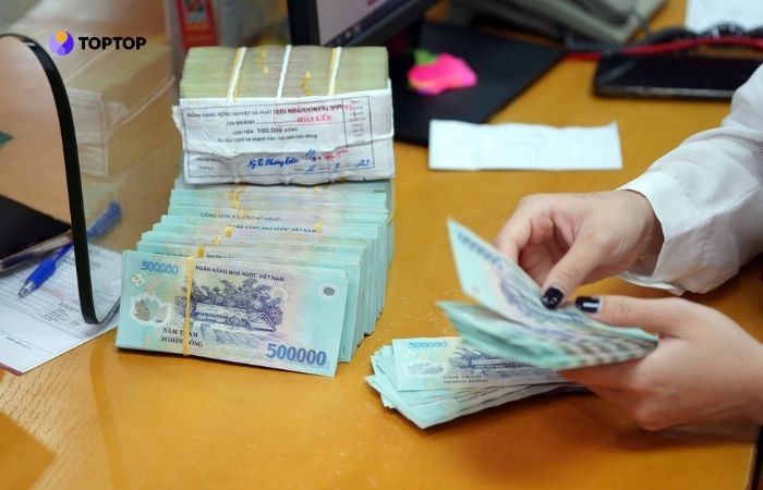 Lãi suất gửi tiết kiệm online thường cao hơn đáng kể so với gửi tại quầy